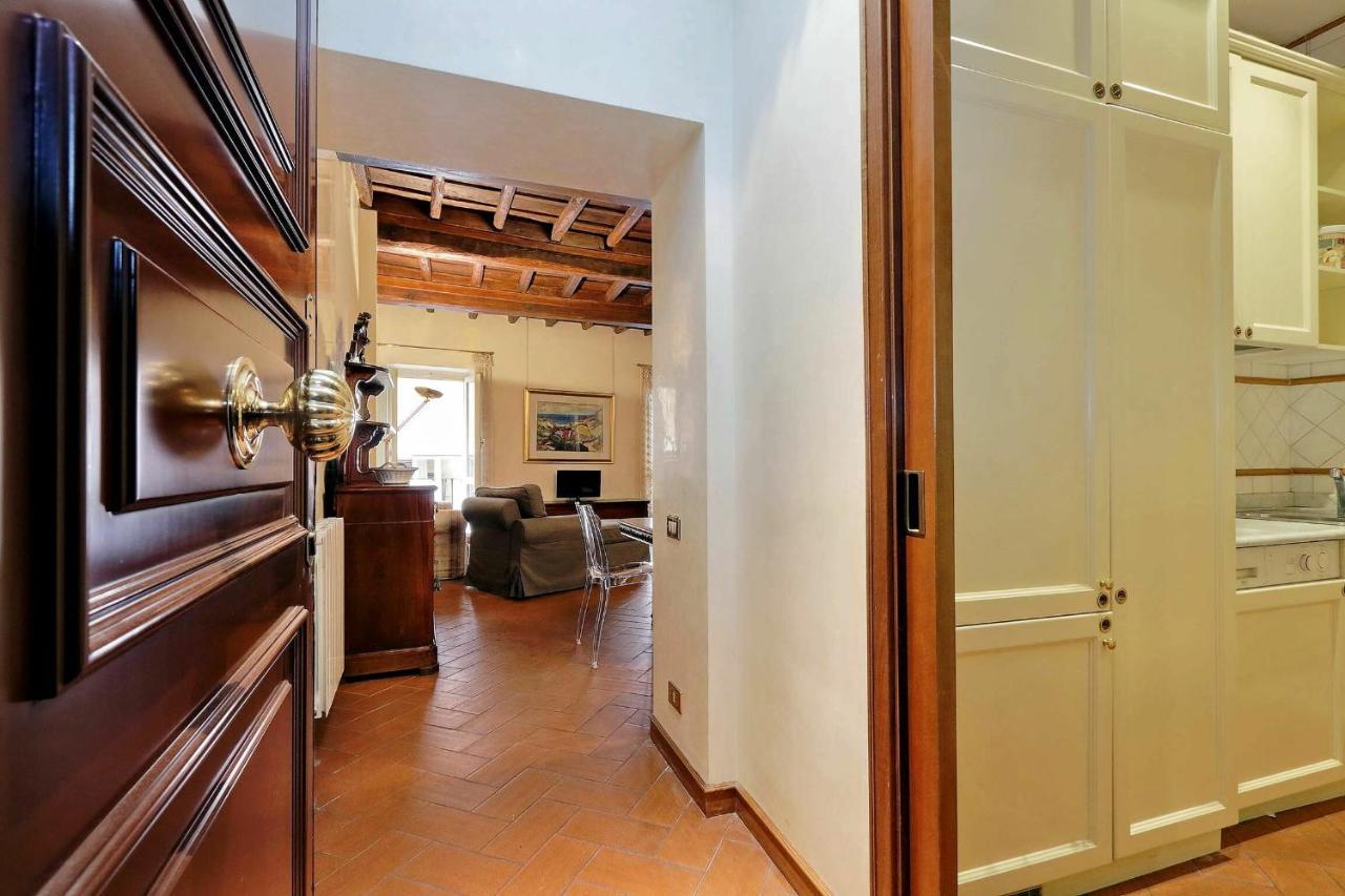 Crociferi Apartamento